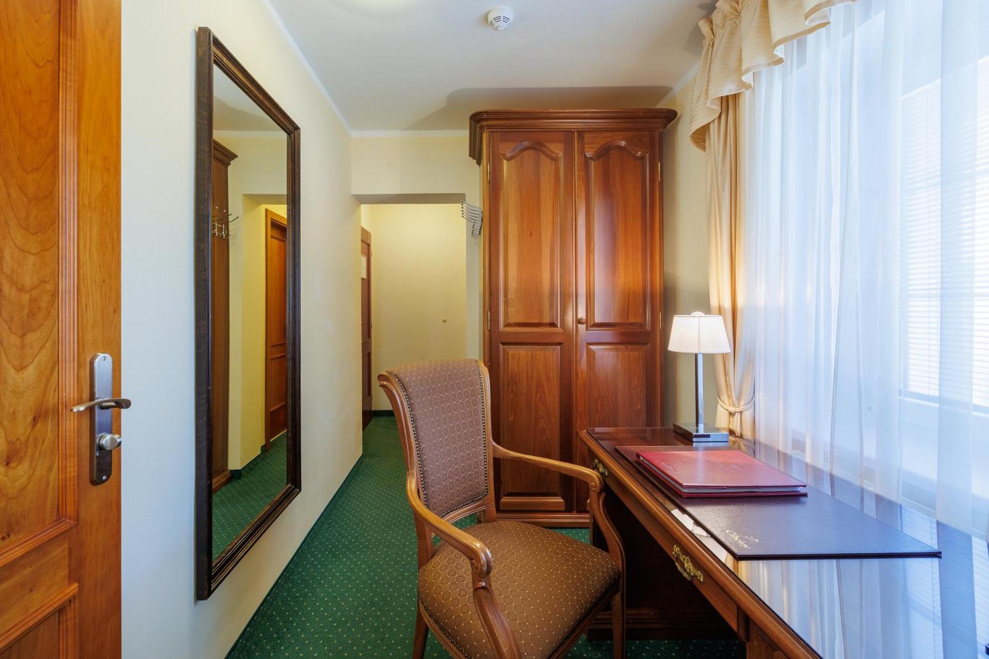 Hotel U Zámečku Cihelny Karlovy Vary Exterior foto